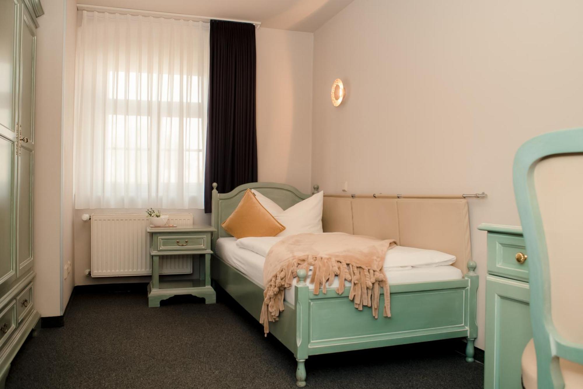 Altstadt-Hotel Фрайберг Екстериор снимка