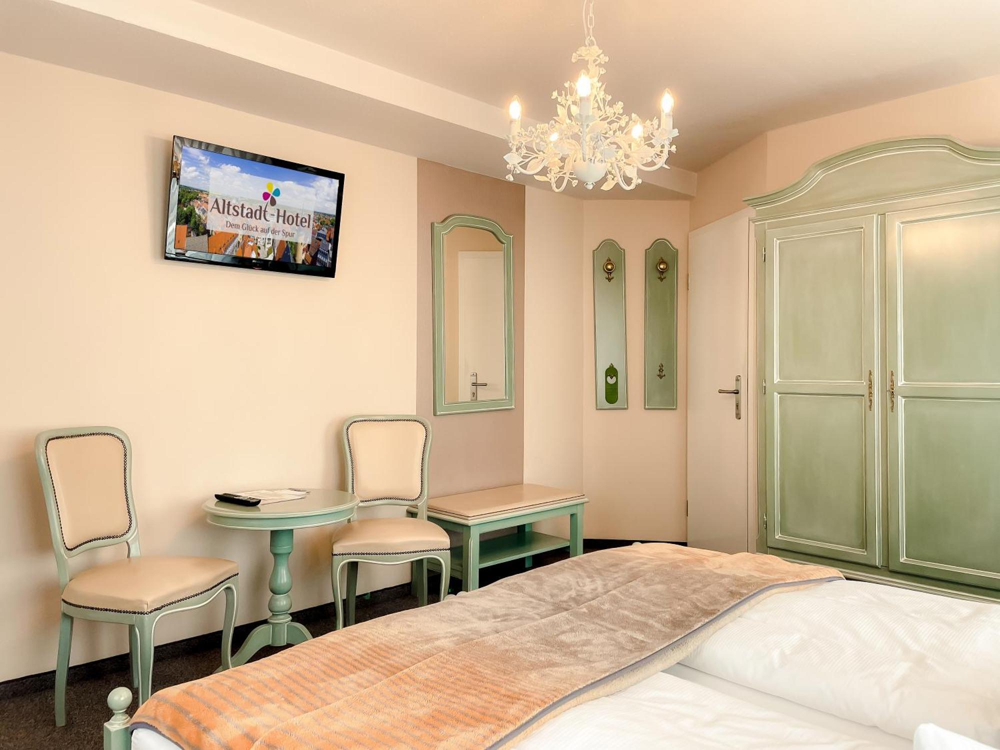 Altstadt-Hotel Фрайберг Екстериор снимка