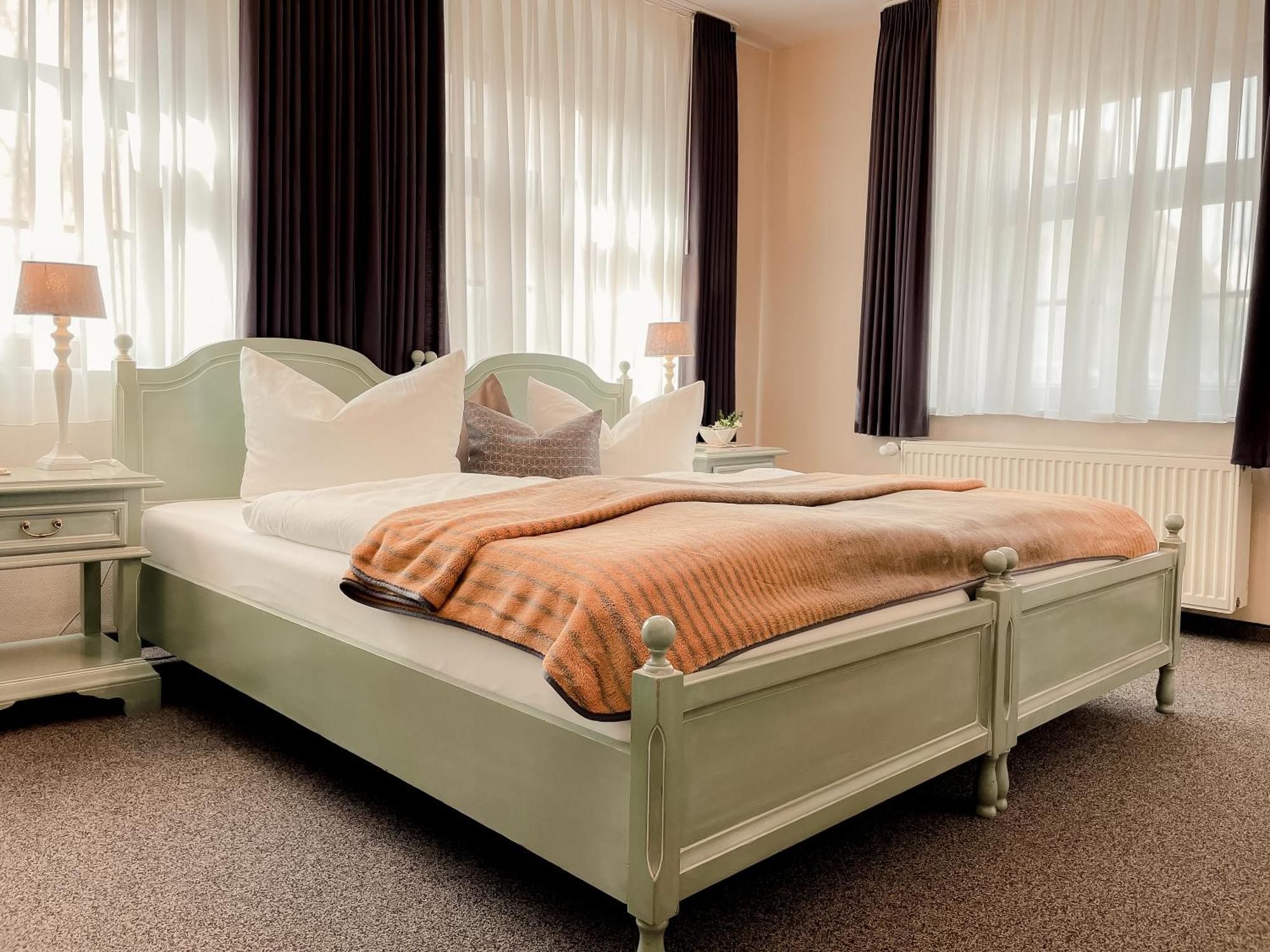 Altstadt-Hotel Фрайберг Екстериор снимка