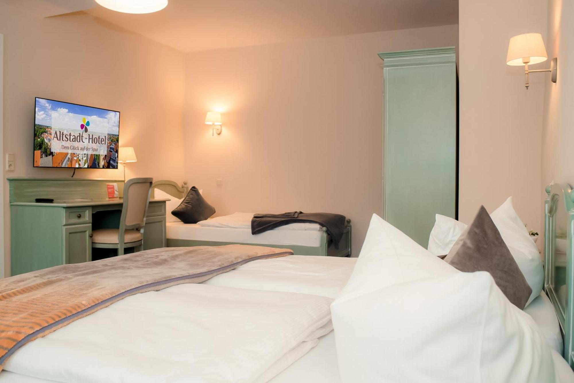 Altstadt-Hotel Фрайберг Екстериор снимка